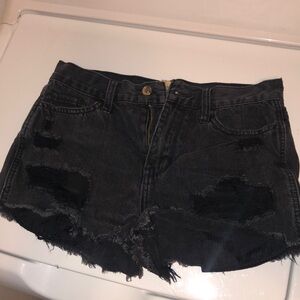 Size 5 - Black Hollister Shorts